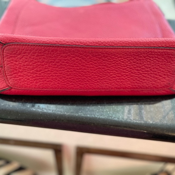 Kate Spade RED Cobble Hill Finley Pebble Leather Hobo Bag MSRP $348 Near MINT! - Picture 6 of 13